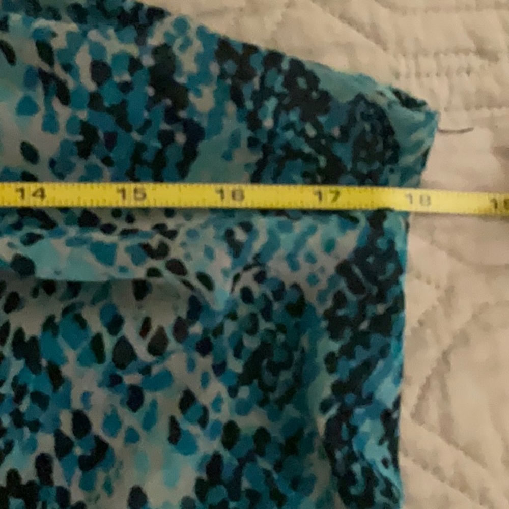 Top - Picture 5 of 6